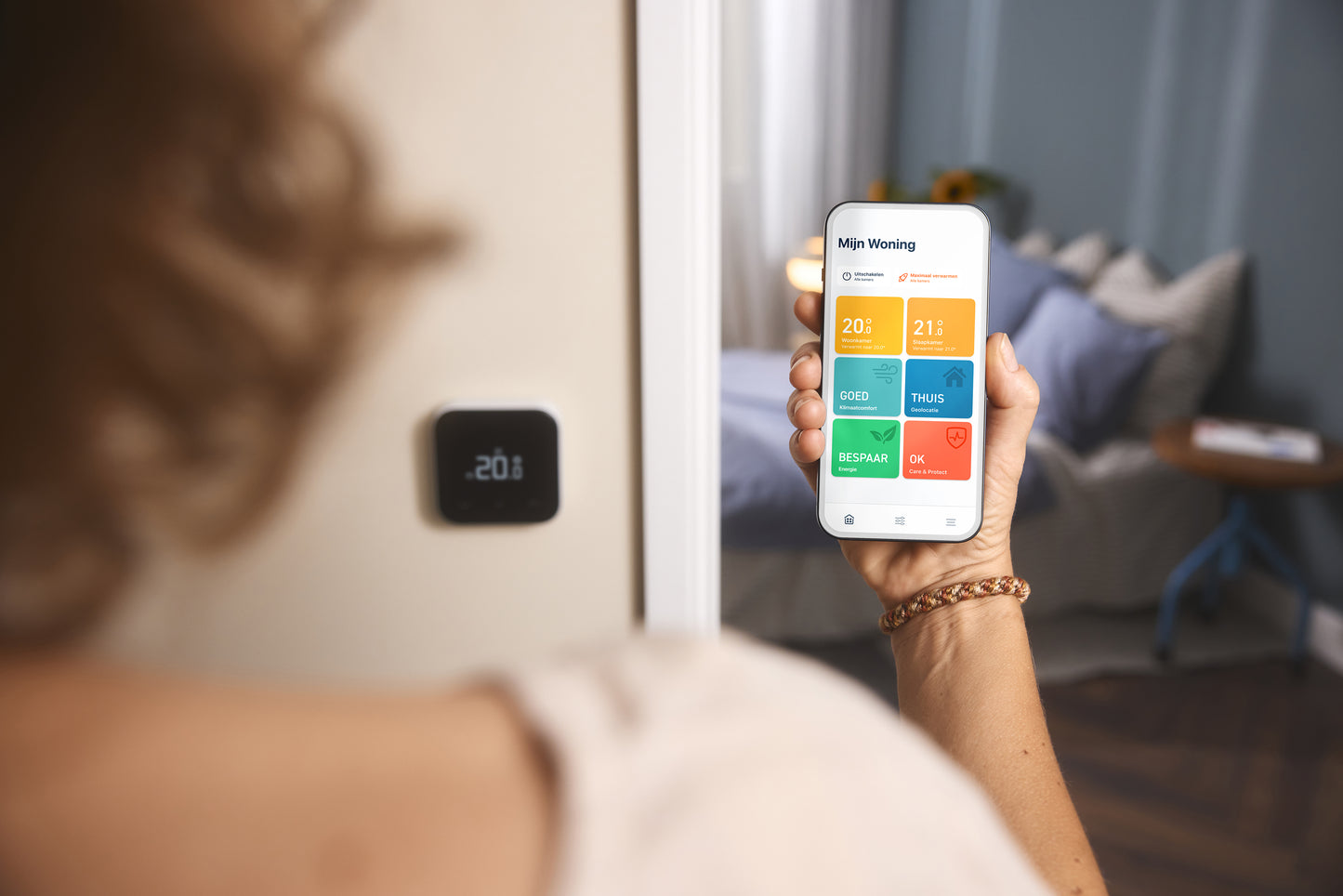 Kabelgebundener intelligenter Tado PRO-Thermostat